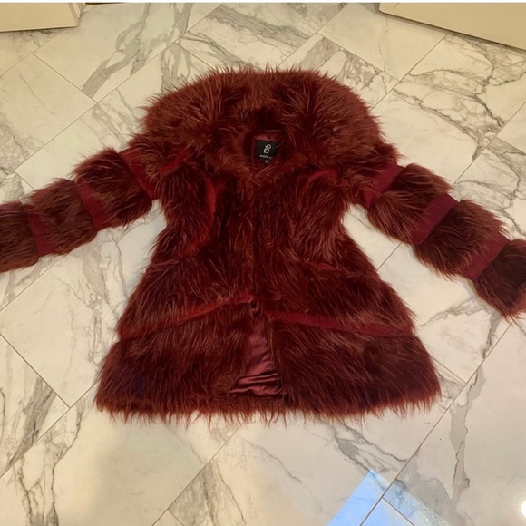 Rachel Zoe upscale wine colored faux fur jacket, 3/4 length 🍷 - Picture 10 of 15